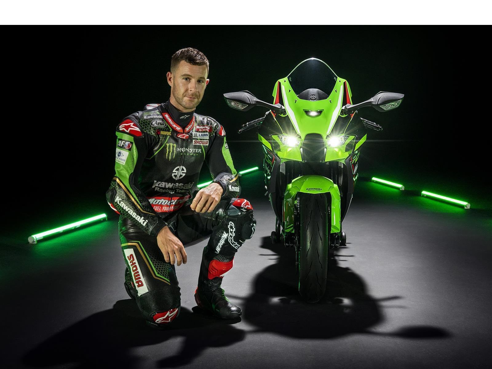 Мотоцикл KAWASAKI NINJA ZX-10R - Lime Green/Ebony/Pearl Blizzard White '2024